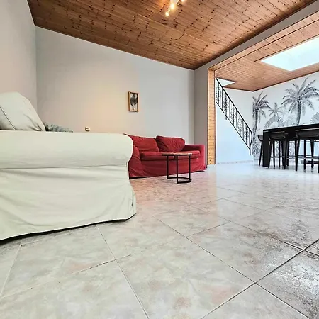 One Bedroom In With Parking