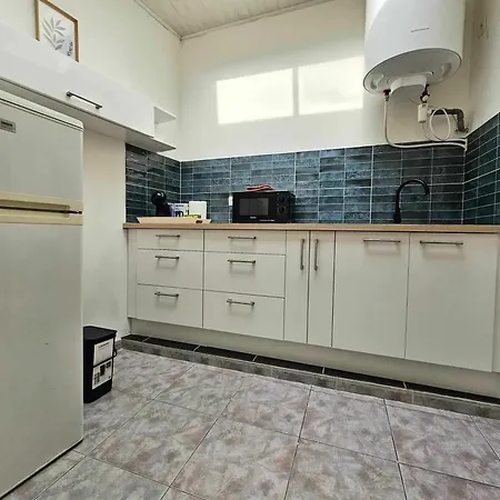 One Bedroom In With Parking Bergen